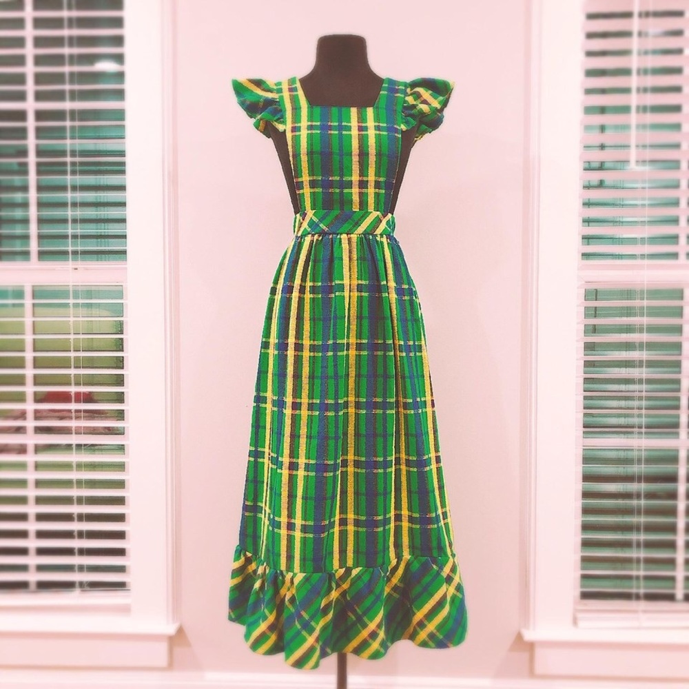 Vintage 1970’s plaid knit apron dress or jumper